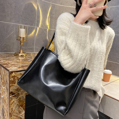 Women Fashion Basic Solid Color Large Capacity PU Shoulder Bag With Pendant