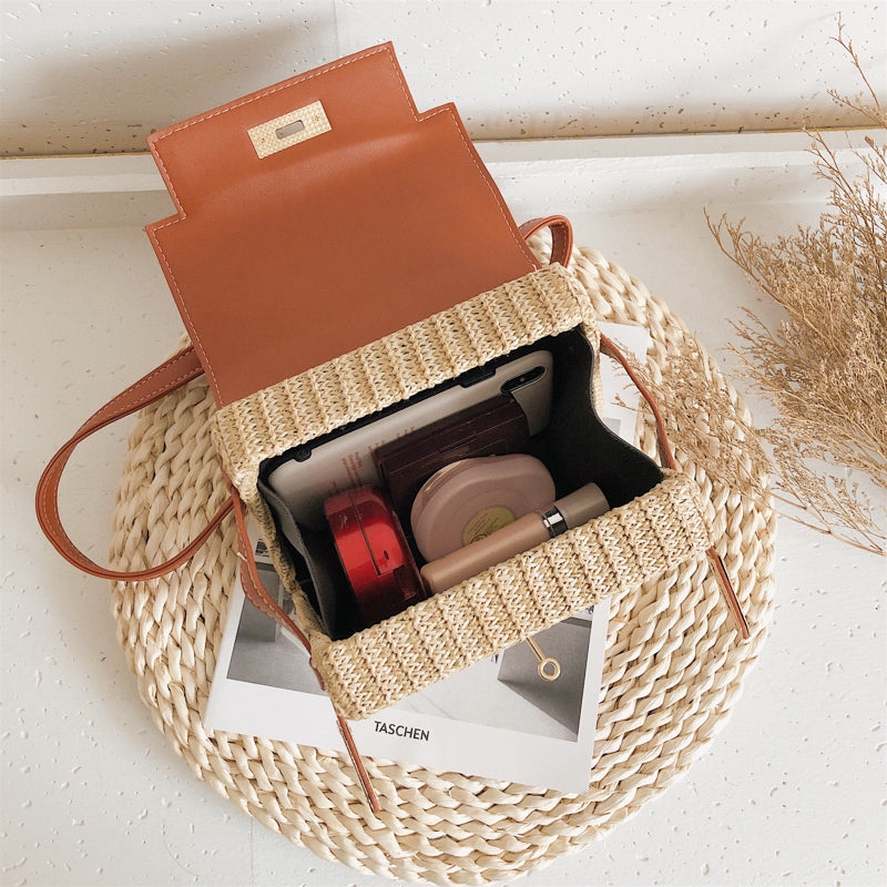 Women Trendy Woven Flap Buckle Design Color Blocking Straw Crossbody Bag