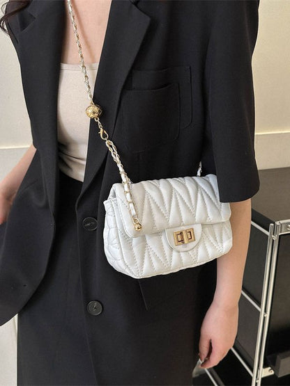 Sac bandoulière simple et tendance avec chaîne rhombique brodée 