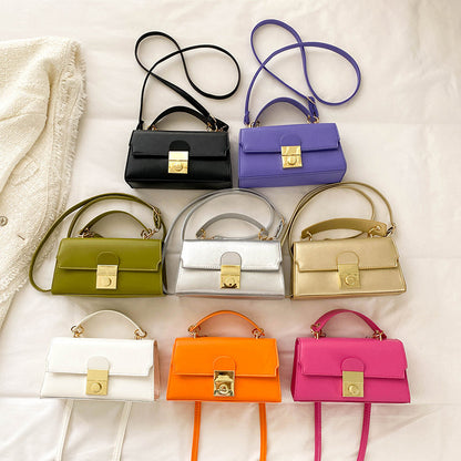 Sac à bandoulière à rabat en PU de couleur unie pour femme