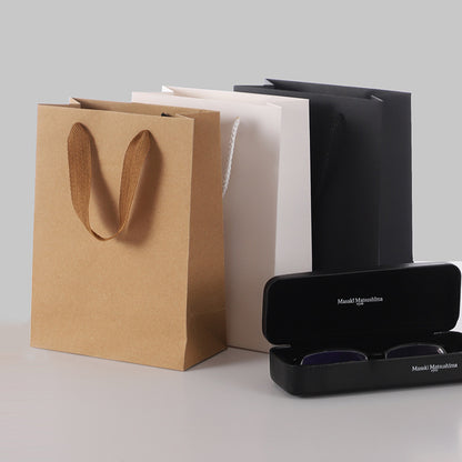 Sac en papier simple de couleur unie, sac d'emballage portable 