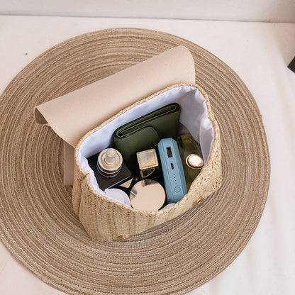 Women Fashion Simple Vacation Beach Large Capacity Straw Woven Magnetic Button Flap Backpack