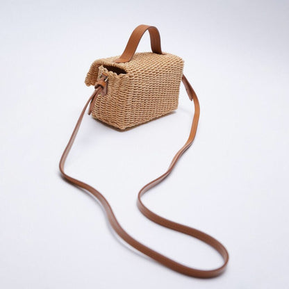 Women Casual Flap Buckle Weave Design Straw Crossbody Bag