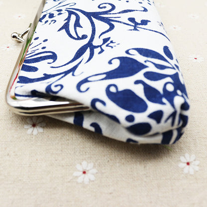 Women Fashion Fabric Ethnic Style Simple Buckle Long Coin Purse