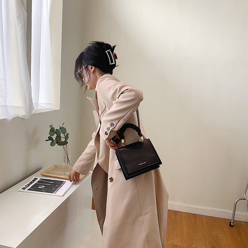 Sac à bandoulière carré à rabat en PU pour femme, couleur unie, tendance 