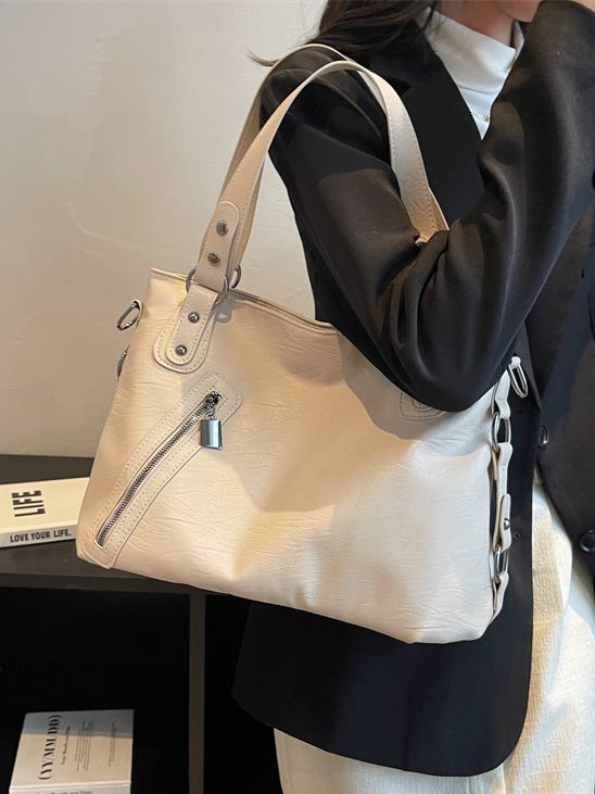 Women Fashionable Large Capacity Stud Zip PU Tote Bag