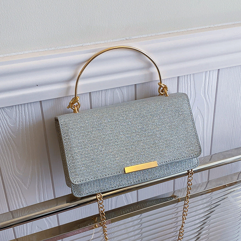 Sac à bandoulière carré à rabat fin et chaîne pour femme, tendance été 