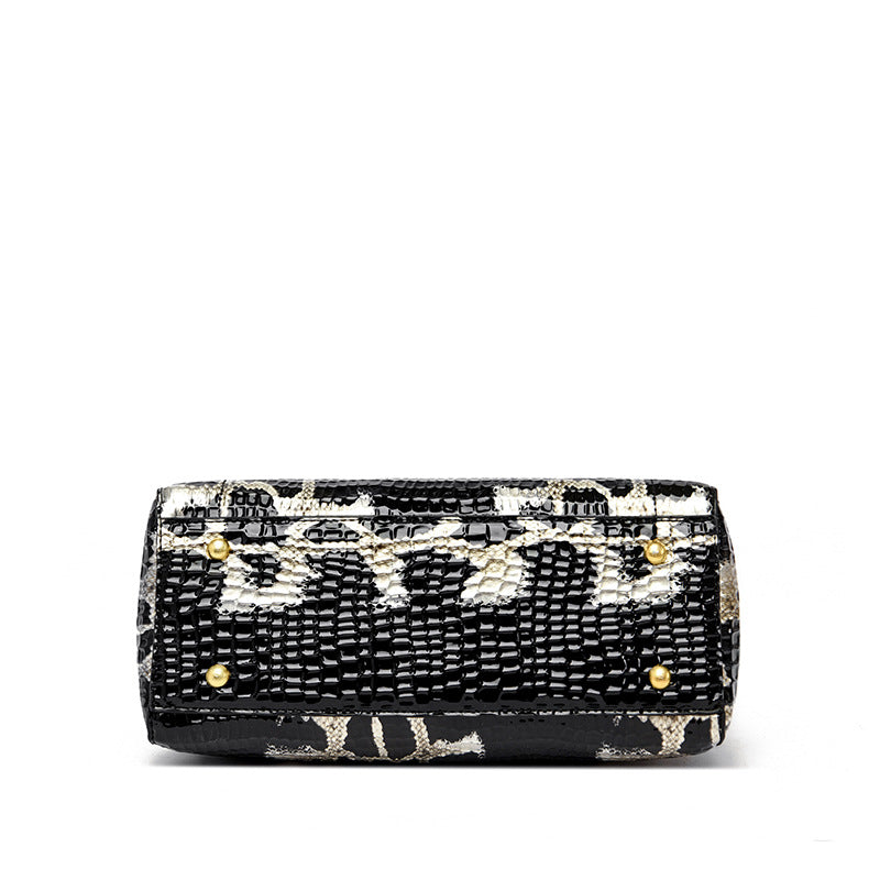Women Fashion Casual Serpentine Printed Handbag