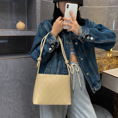 Women Fashion Basic Diamond Stitching Large Capacity Square PU Shoulder Bag