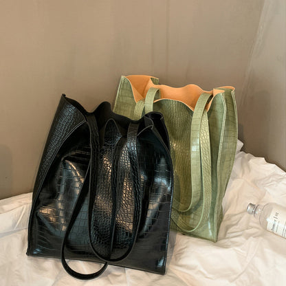 Women Fashion Basic Crocodile Pattern Large Capacity PU Shoulder Bag