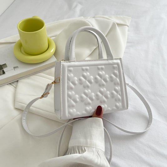 Sac à bandoulière simple et uni avec indentation 