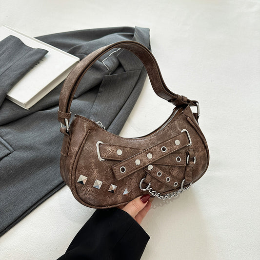 Sac à bandoulière vintage clouté avec chaîne pour femme 