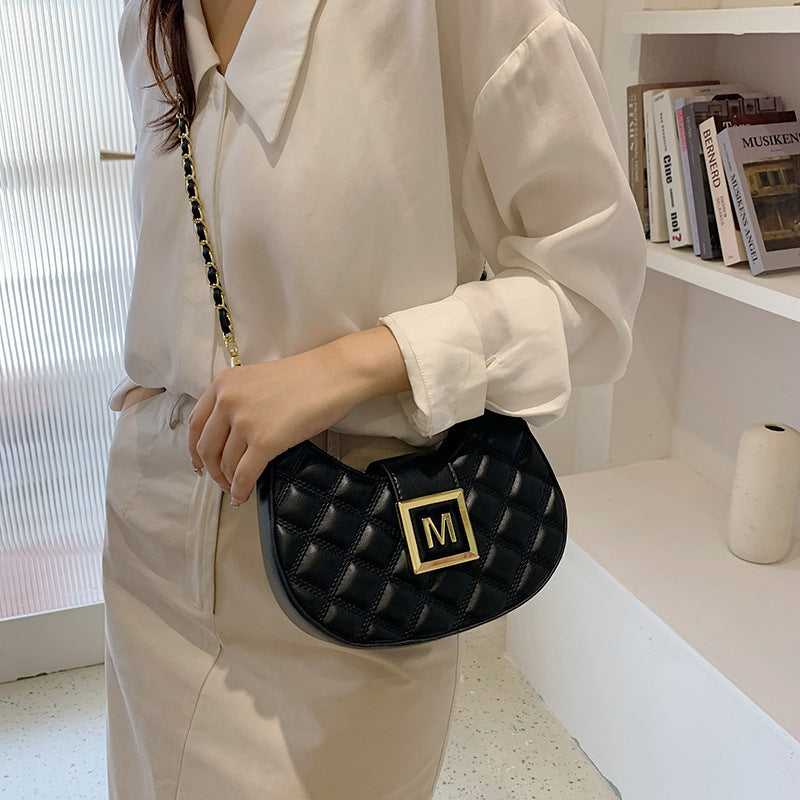 Sac à bandoulière simple matelassé à rabat et chaîne pour femme 