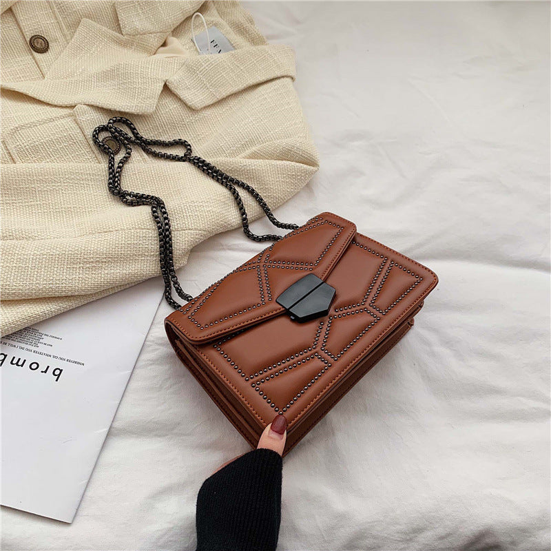 Women Fashion Casual PU Solid Color Rivet Chain Crossbody Bag