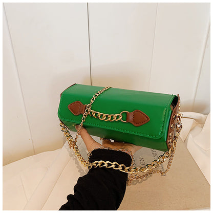 Sac à bandoulière élégant avec chaîne 