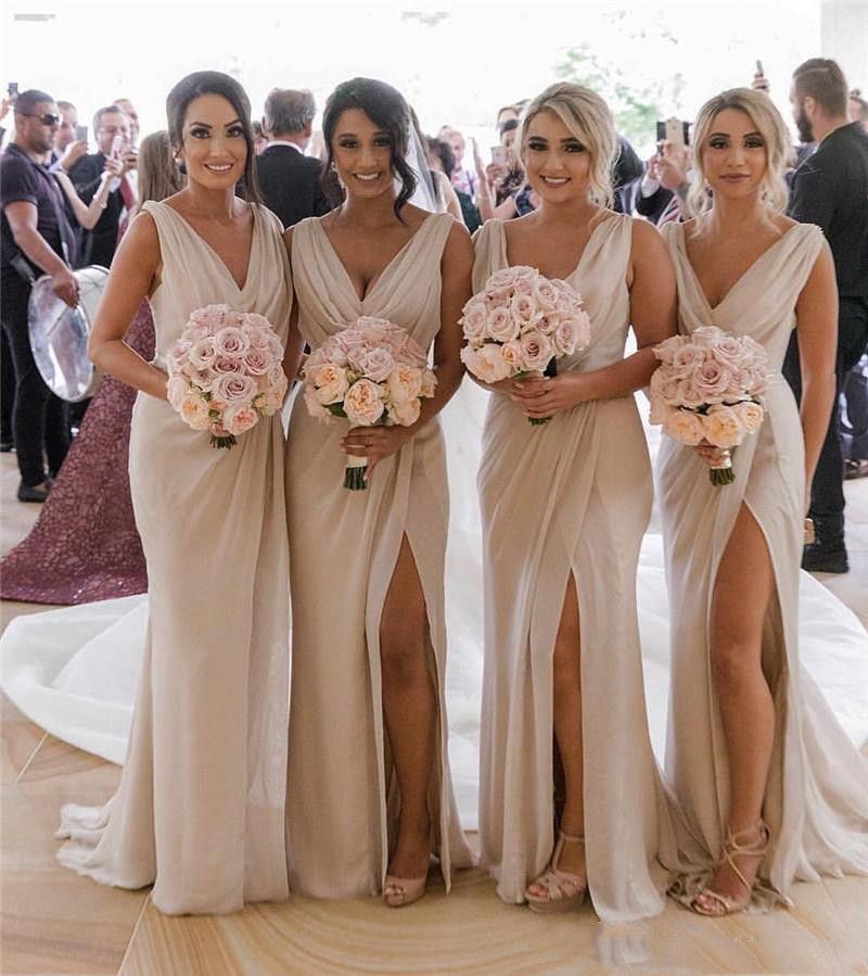 Light Champagne Chiffon V-Neck Pleated Bridesmaid Dresses